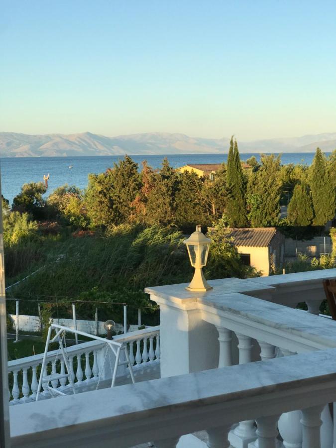 Villa Fretta Perama  Exteriör bild